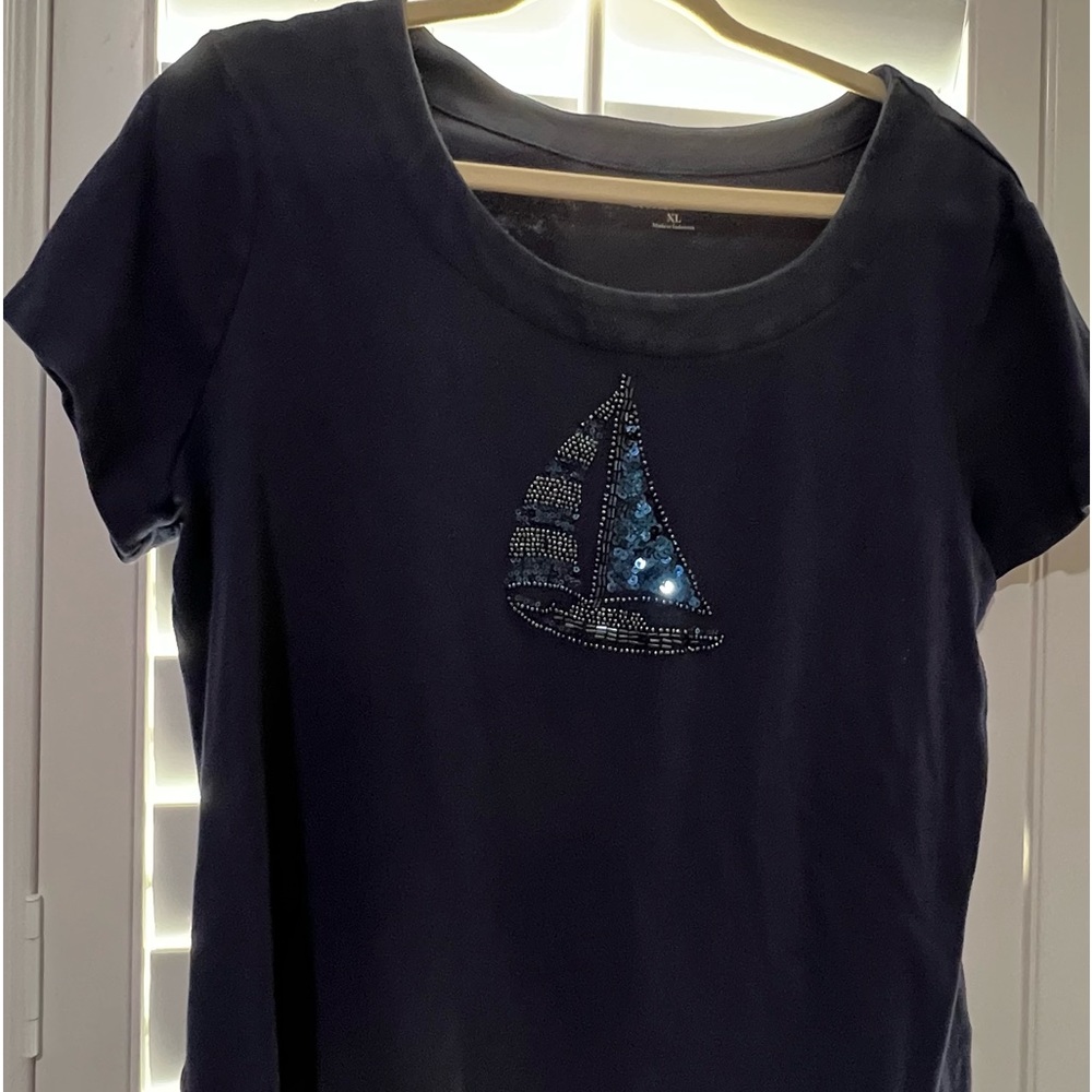 Woman’s Top with sequin sailboat, Navy Blue - Size XL